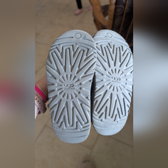 UGG Australia Classic Cardy Knit Boots Kids Size 13 - Picture 8 of 8